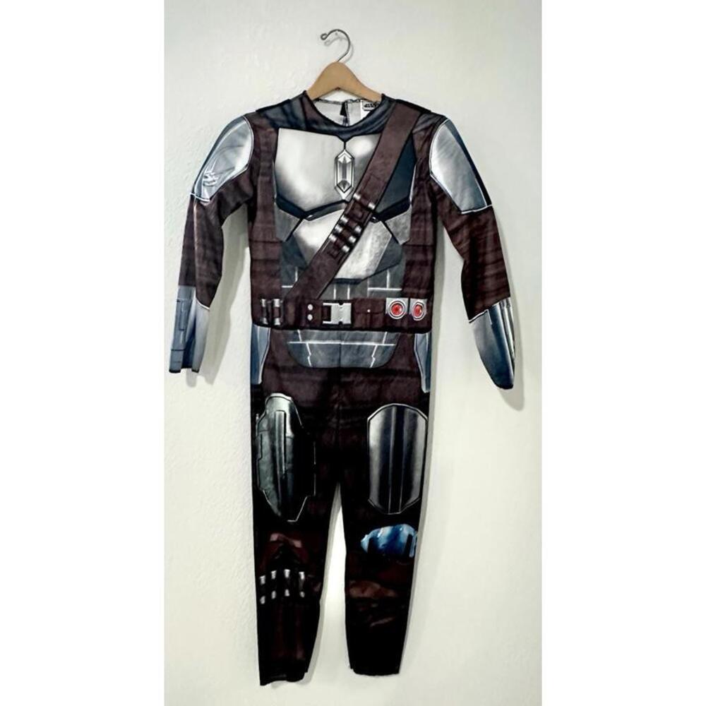 NEW Jazwares Star Wars Kids The Mandalorian Costume Halloween Size Large & Mask
